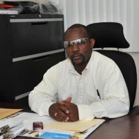 Dr. Erwin Edwards Founder of Atom Soluciones
